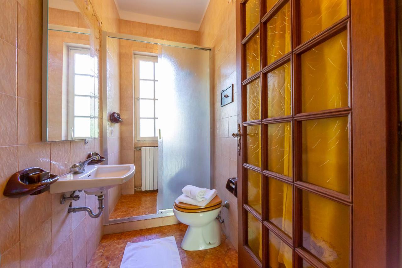 Villa Martine Au Bord Du Lac - Happy Rentals Cadrezzate Exterior foto